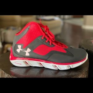 Mens size 12.5 NWOT brand new, never worn Under Armour high Top sneakers
